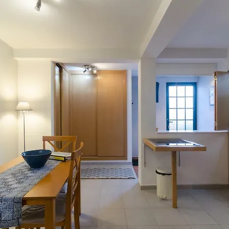 Do Vale-apt East Апартаменти *